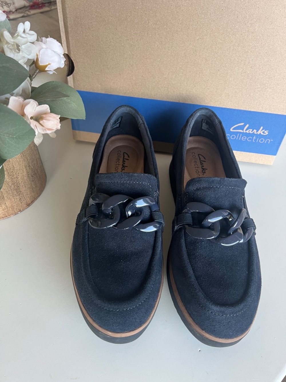 CLARKS COLLECTION ‘ZYLAH MAY’ Navy Suede Loafers 🌸 size 7.5